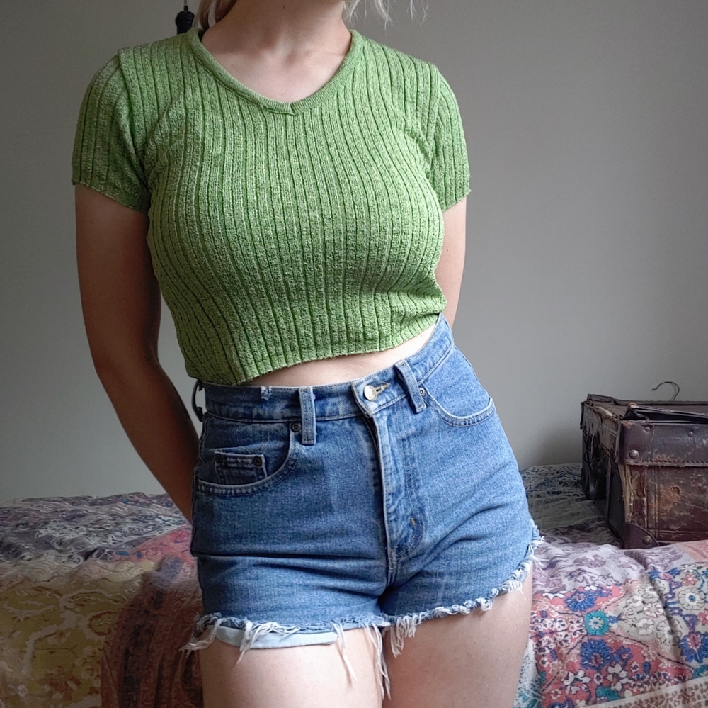Vintage crop top t-shirt sweater